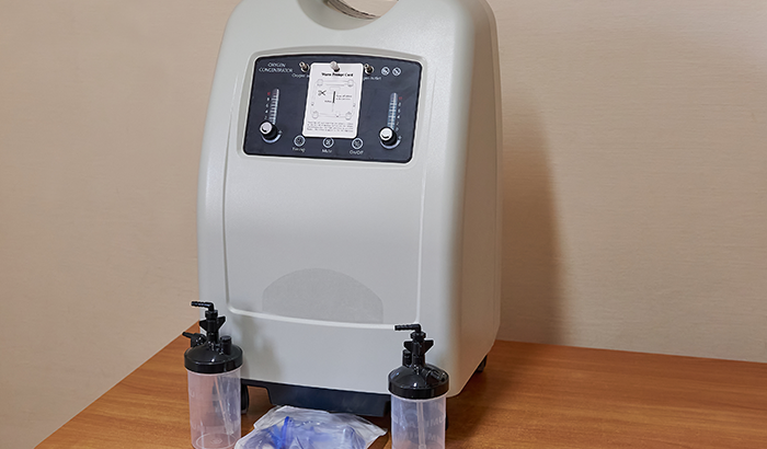 A Guide to Traveling with a Portable Oxygen Concentrator